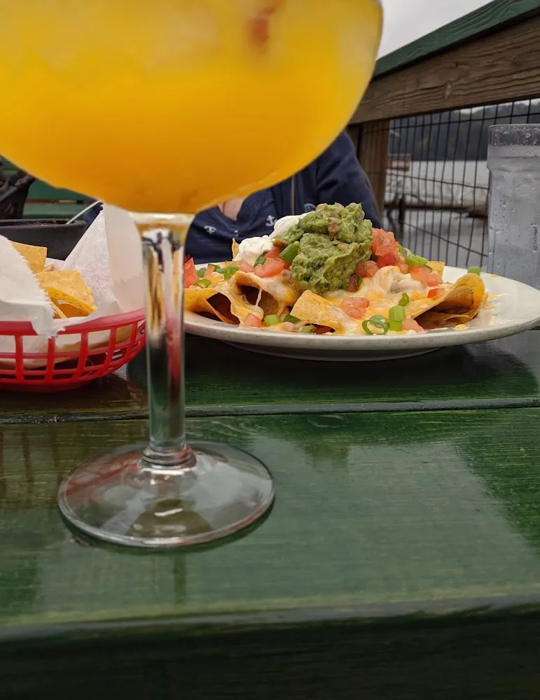 Mango Margarita and Nachos